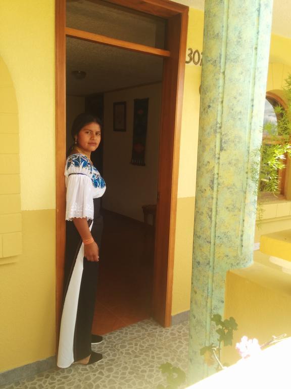 Hostal Curinan Otavalo Exteriör bild