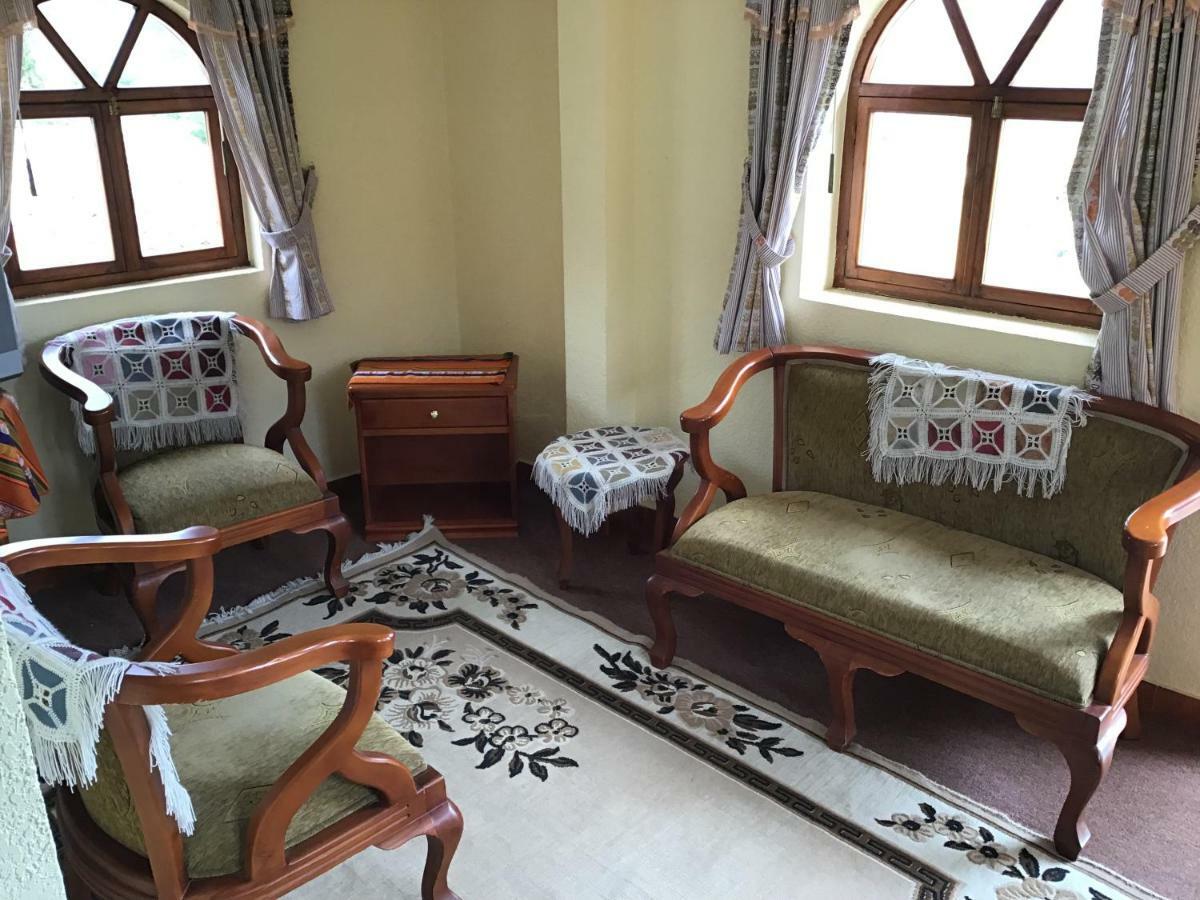Hostal Curinan Otavalo Exteriör bild