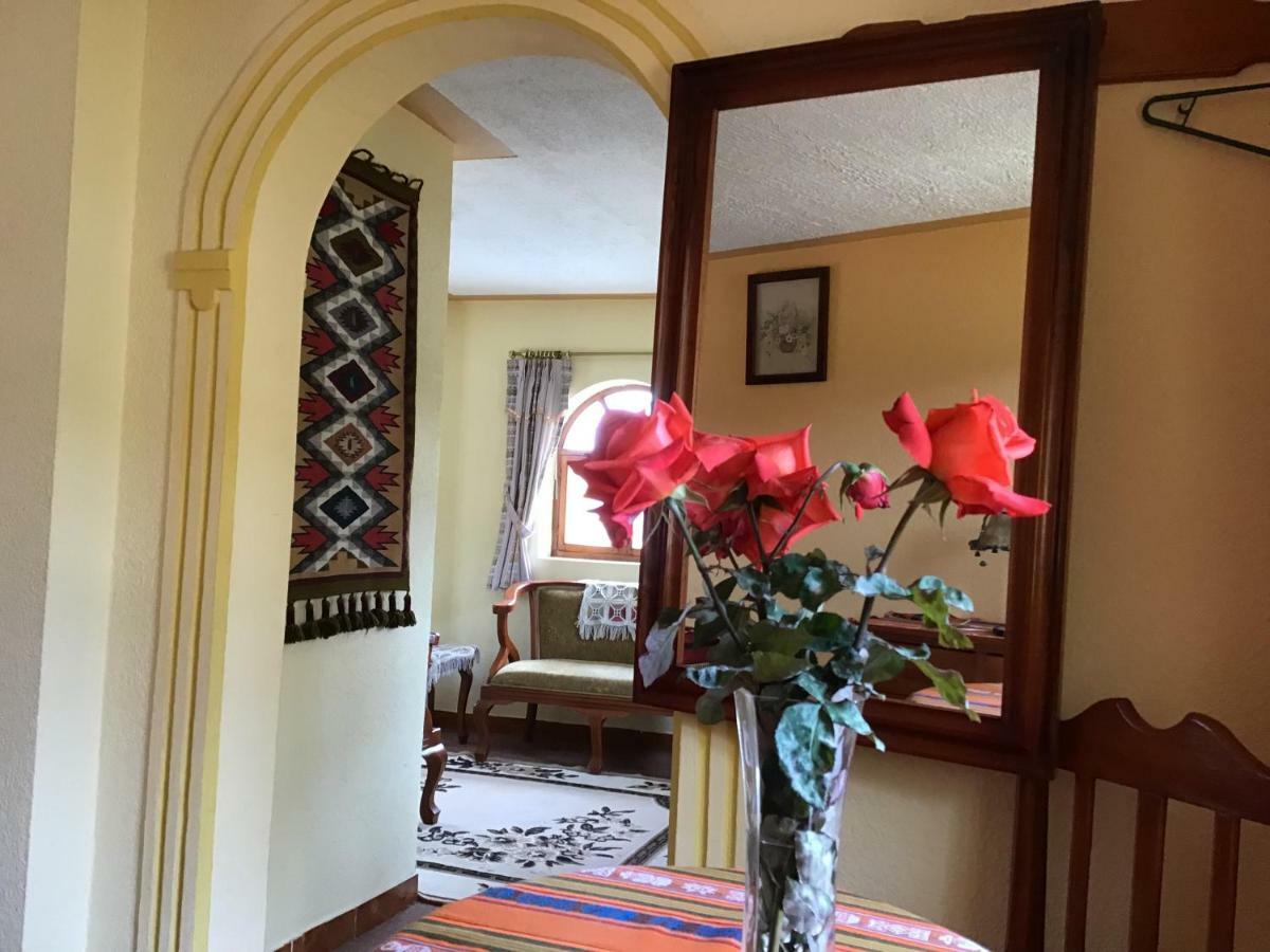 Hostal Curinan Otavalo Exteriör bild